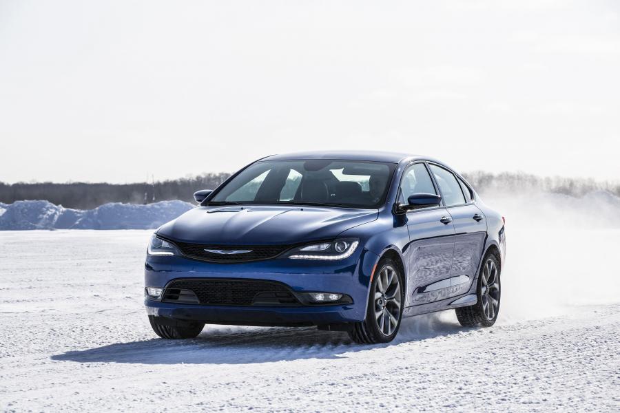  Chrysler 200S AWD (UF) 2014 года  (фото 14 из 46)